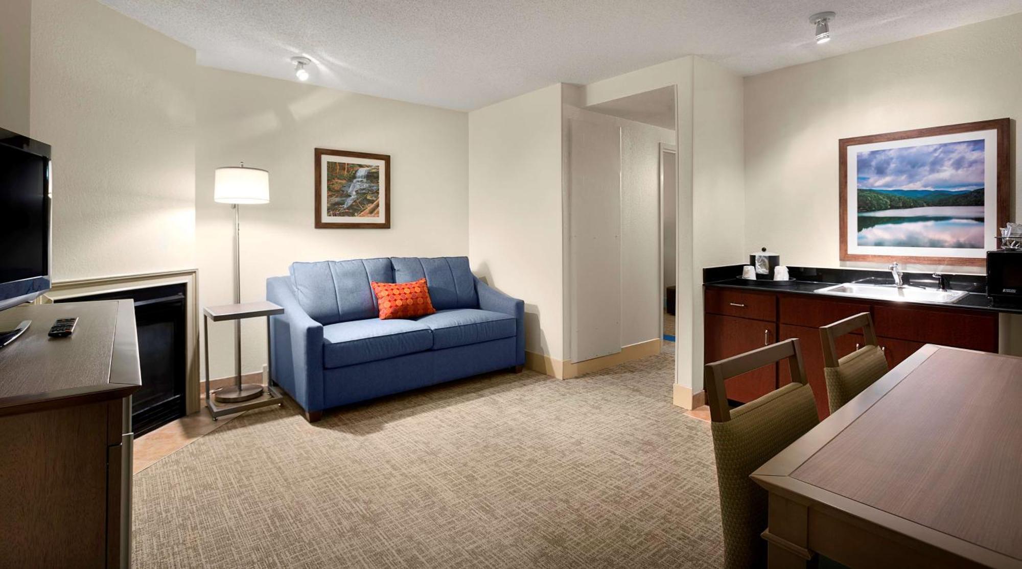 Hampton Inn Helen Esterno foto