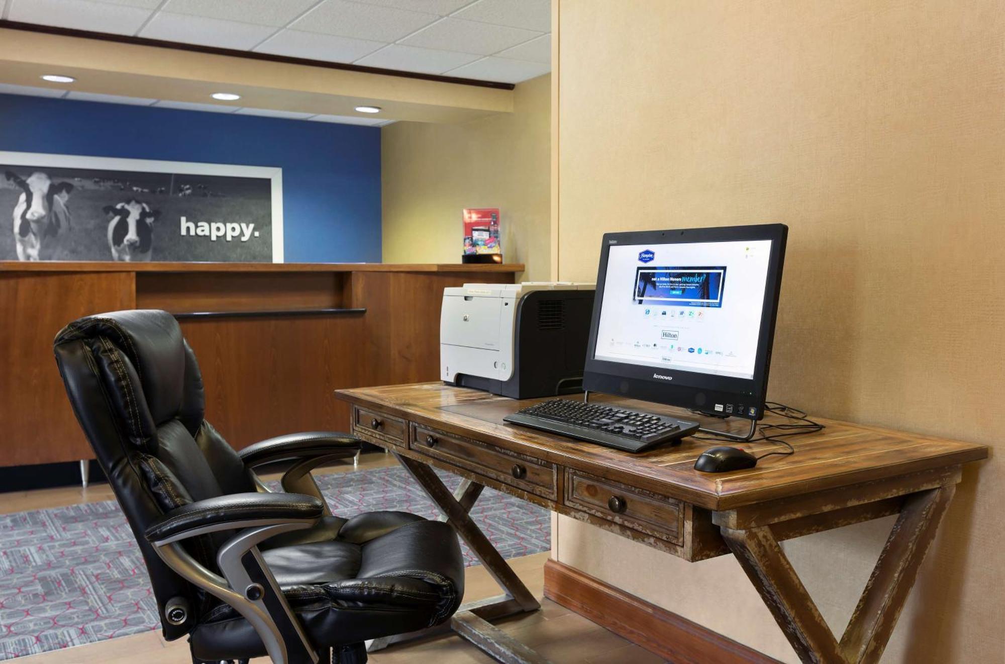 Hampton Inn Helen Esterno foto